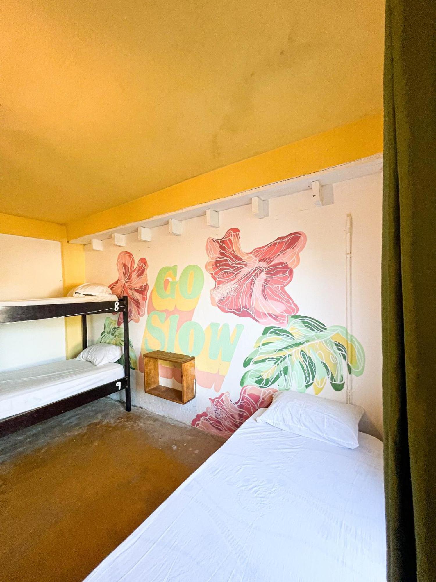 Bella'S Backpackers Cayo Hostel San Ignacio Bagian luar foto